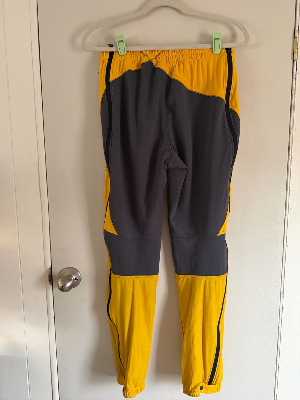 Craft Bright Yellow Running Tights with Contrast Panels - Picture 6 of 11